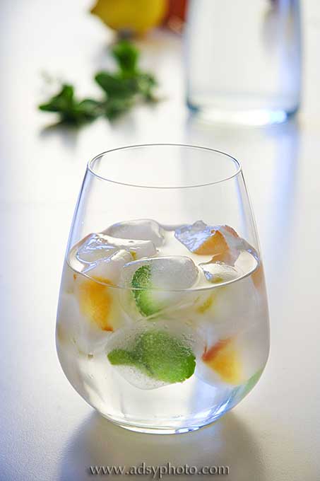 Adsy Bernart photographer food photography ice cubes in a glass