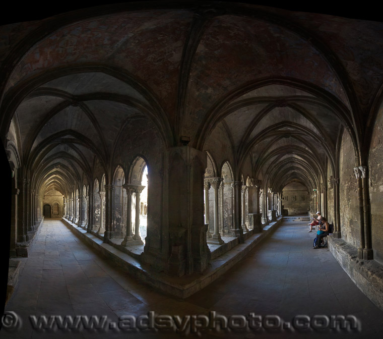 Adsy Bernart photographer travel photography France arles cloitre st trophime