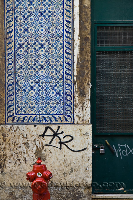Adsy Bernart photographer travel photography Portugal Lisbon azulejos the wellknown portuguesian glazed tiles