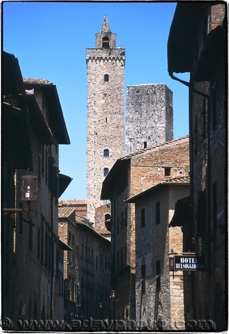 Adsy Bernart photographer travel photography Italy Tuscany Toscana St Gimignano towers 